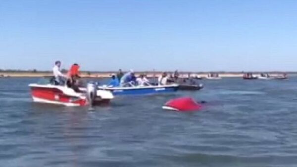 Un desaparecido y heridos tras colisión de embarcaciones en Ñeembucú