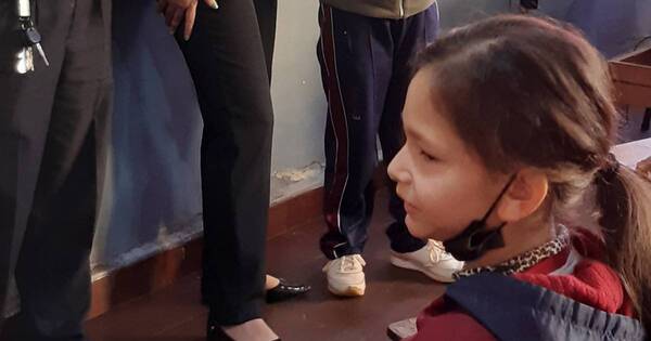 La Nación / Estudiantes de Letras hacen Ñamoñe’ê para incentivar la lectura en una escuela de CDE