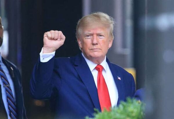 FBI incautó documentos clasificados en el allanamiento a la mansión de Trump