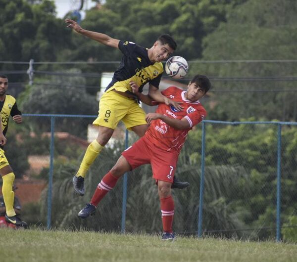 El líder de la Primera B vuelve a frenarse - Fútbol - ABC Color