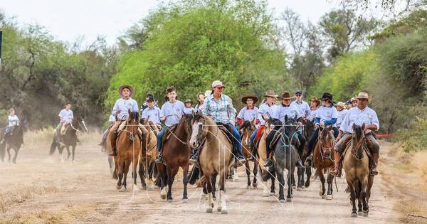 La Nación / Marchita Criolla trajo entusiasmo y entretenimiento en el Chaco