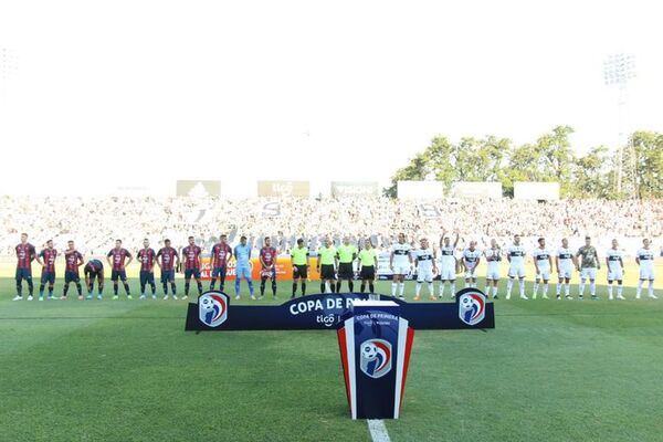 Olimpia y Cerro Porteño juegan una nueva edición del superclásico del fútbol paraguayo - Superclásico - ABC Color