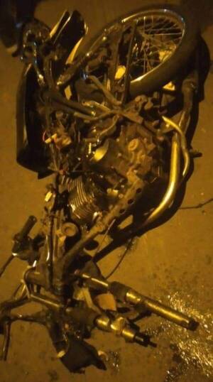 Crónica / Filmaron cómo un motoca de 17 años murió bajo las ruedas de un camión