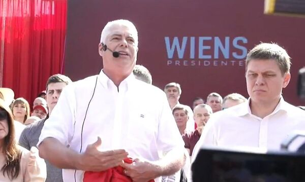 Lanzaron oficialmente la precandidatura de Wiens en reemplazo de Velázquez