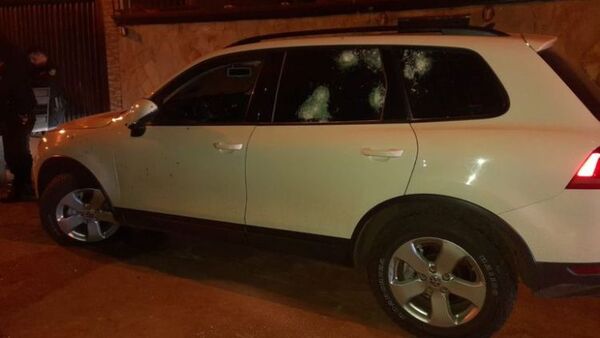 Pedro Juan Caballero: balean camioneta de un policía