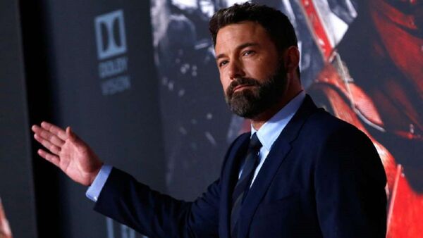 Affleck cumple 50 recién casado y tan popular como en los 2000