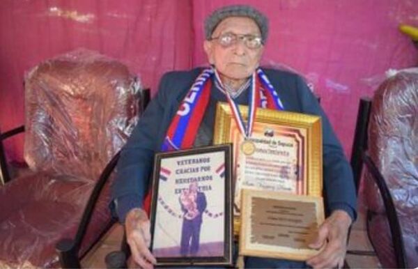 Último excombatiente del departamento de Paraguarí falleció a los 107 años  - Nacionales - ABC Color