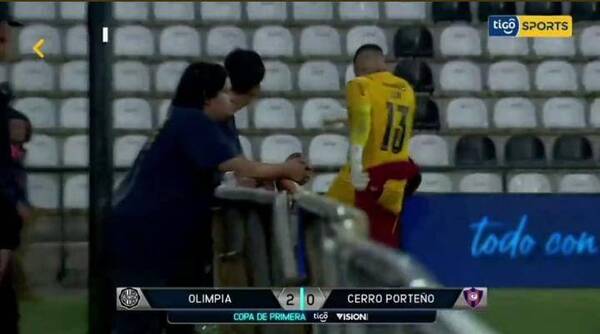 Crónica / [VIDEO] La reacción del arquero cerrista por la derrota ante Olimpia