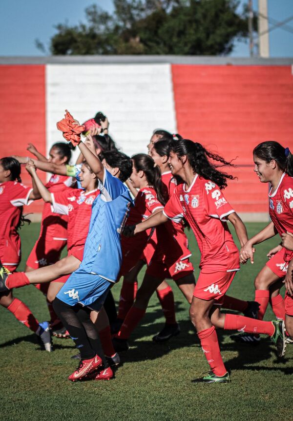 Fútbol Femenino: General se consagró campeón en la Sub 18 - General Caballero JLM - ABC Color