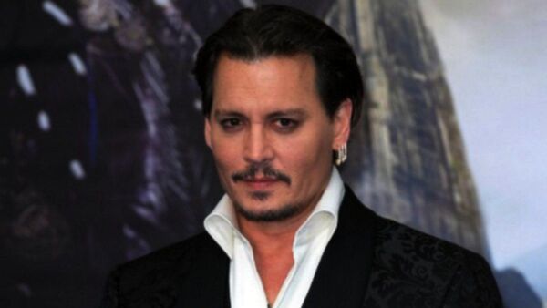 Johnny Depp volverá a dirigir una película 25 años después