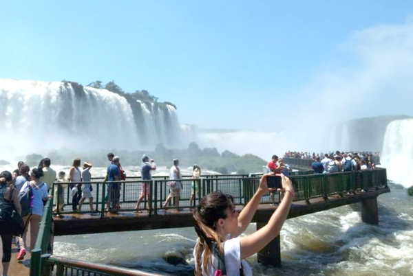 Las Tres Fronteras registra un aumento de turistas extranjeros - La Clave