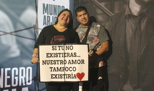 ¡Le pidió la mano en el concierto de Arjona! - Te Cuento Paraguay