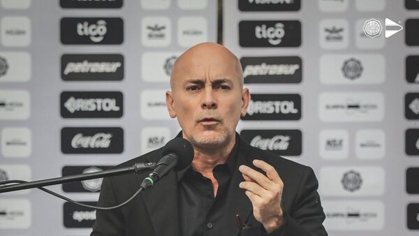 "A pesar de todos los muertos que hemos heredado seguimos adelante"