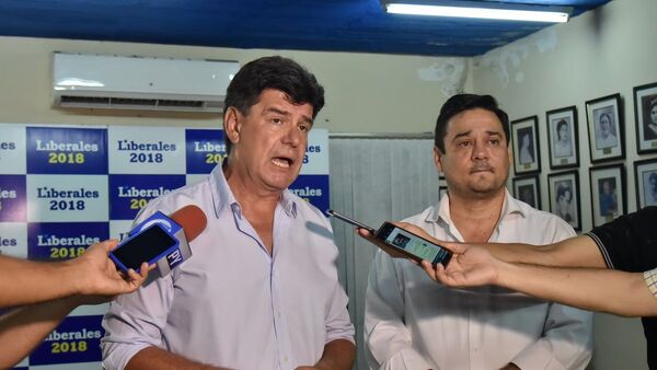Alegre destaca valentía de Esperanza por declinar candidatura