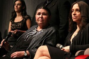 Los Óscar se disculpan con la indígena que recogió el premio de Marlon Brando - Cine y TV - ABC Color