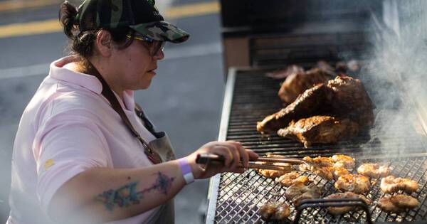 La Nación / Una mujer ganó por primera vez el campeonato de asado en Argentina