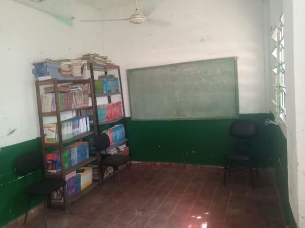 Padres de una escuela de Ñemby denuncian cambio de aula del 7mo grado - Nacionales - ABC Color