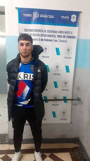 Crónica / Exjugador de River terminó preso luego de haber ingresado armado a la casa de un vecino