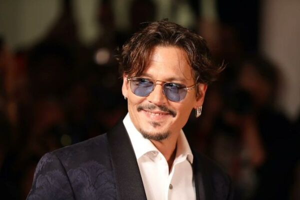 Johnny Depp dirigirá su primera película en 25 años y Al Pacino lo producirá