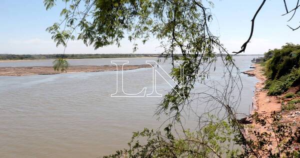 La Nación / Reportan cuatro pescadores desaparecidos en aguas del río Paraguay