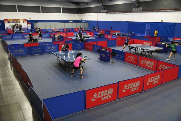 Tenis de mesa: Mujeres, en exclusivo torneo - Polideportivo - ABC Color
