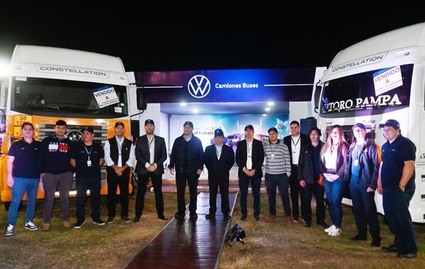 Grupo Diesa entregó nuevos vehículos - Empresariales - ABC Color