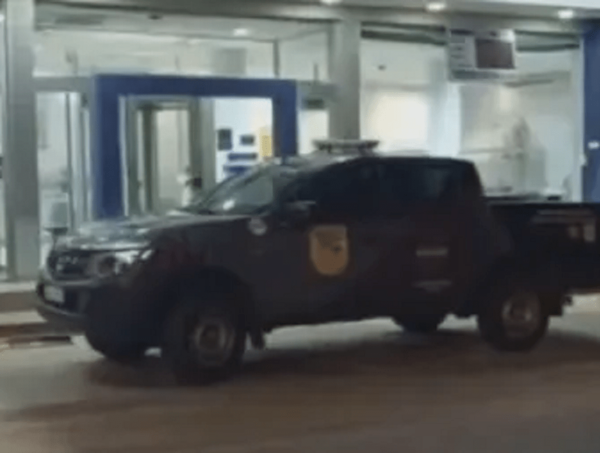 Alarma frustra asalto a un banco en Carapeguá · Radio Monumental 1080 AM