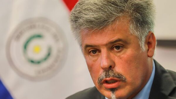 Giuzzio califica de "vendetta" el actuar de la Fiscalía por sus dichos contra Cartes