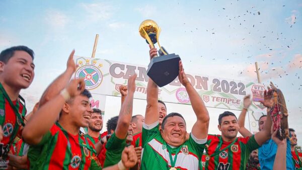 JUSTO AVALOS DESTACA EL “AMOR HACÍA LA CAMISETA” DE SUS DIRIGIDOS PARA LA OBTENCIÓN DEL TRICAMPEONATO