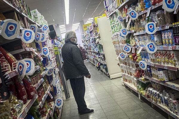 Argentina se encamina a la inflación anual más alta en décadas - Mundo - ABC Color