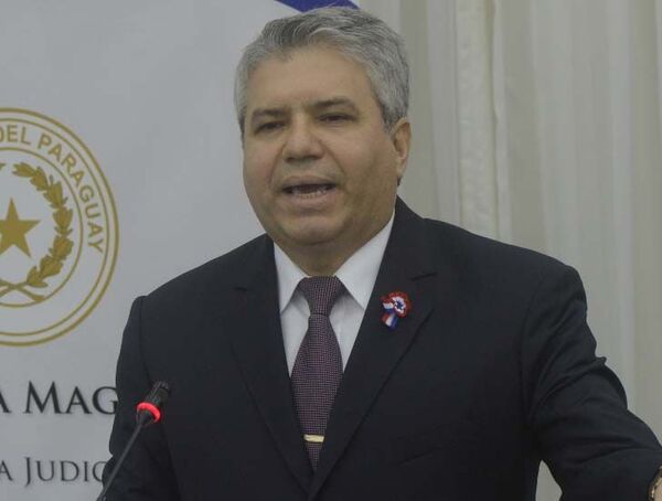 Yacyretá reemplaza a Juan Carlos Duarte, acusado de “significativamente corrupto” - Política - ABC Color
