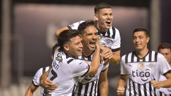 Roque: Su cumpleaños, el gol y elogio a Tacuara