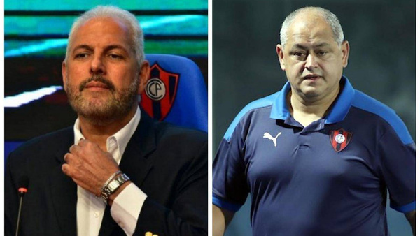 Crónica / [VIDEO] Tras la caída en el clásico: Zapag tuvo una reunión con "Chiqui"