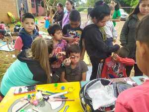 Estilistas celebran con su trabajo el Día del Niño en Encarnación
