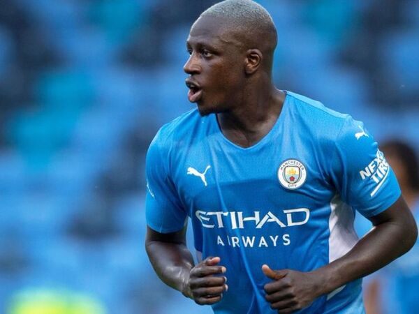 Benjamin Mendy utilizó habitaciones del pánico para violar y abusó de tres mujeres en una noche