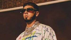 Crónica / Anuel AA denunciado por ser un padre ausente