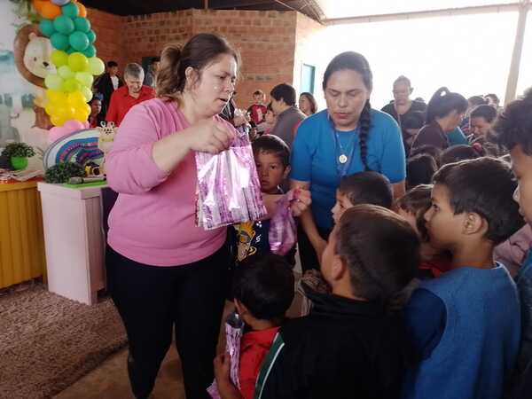 Los niños son el significado más puro de la bondad y la inocencia, hoy celebran su día