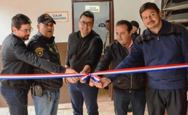 Habilitan caja para transportistas en oficina de PMT