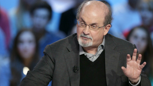 Salman Rushdie está “en camino a la recuperación”, informa su representante | 1000 Noticias