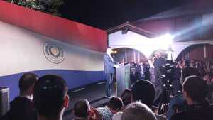 Efraín y Sole oficializaron su chapa | 1000 Noticias