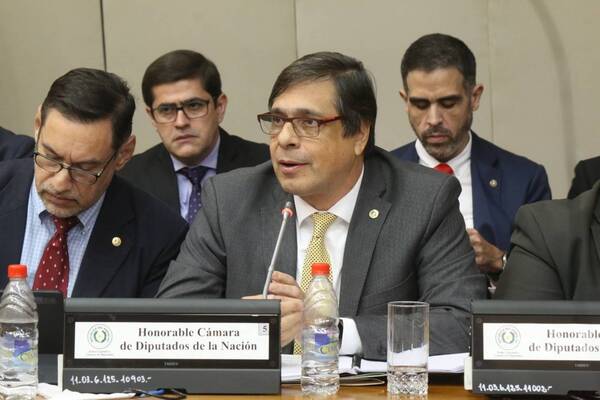 Crónica / ¡Al final! Presi del IPS dijo que no hubo “mala praxis” en el caso de don Ramón