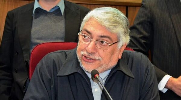 Retiran de a poco la sedación a Lugo, pero su estado sigue siendo crítico - Noticiero Paraguay
