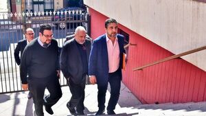 Velázquez renunció y HC deja en manos del TEP inscripción de Wiens
