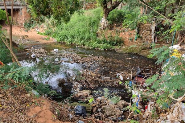 Aún no se identificó el cadáver hallado ayer en el arroyo Lambaré - Megacadena — Últimas Noticias de Paraguay