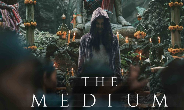 Luces prendidas y tapones de oídos: así proyectan la película de terror 'The Medium' - OviedoPress