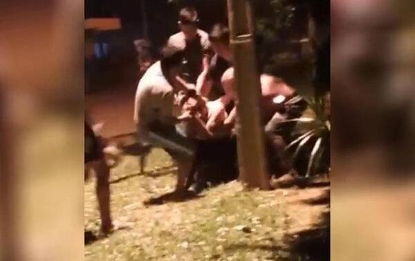 Vecinos reducen y atan a un poste a un presunto ladrón en Capiatá – Prensa 5