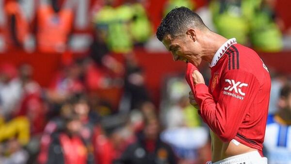 Cristiano Ronaldo amonestado por la Policía