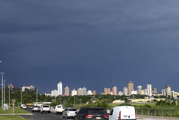 Lluvias y tormentas: alerta meteorológica se extiende a 11 departamentos - Nacionales - ABC Color