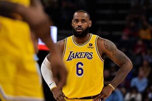 LeBron James renueva con los Lakers por dos años y 97.1 millones de dólares - Básquetbol - ABC Color