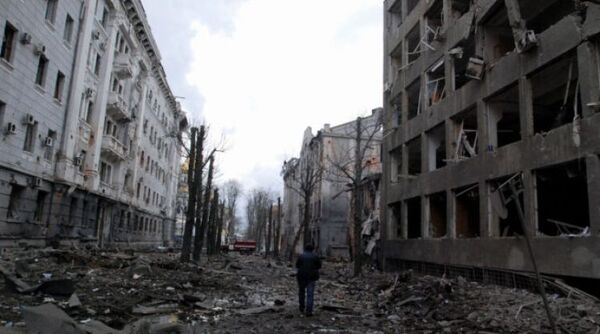 Al menos seis muertos en bombardeo ruso en segunda ciudad de Ucrania